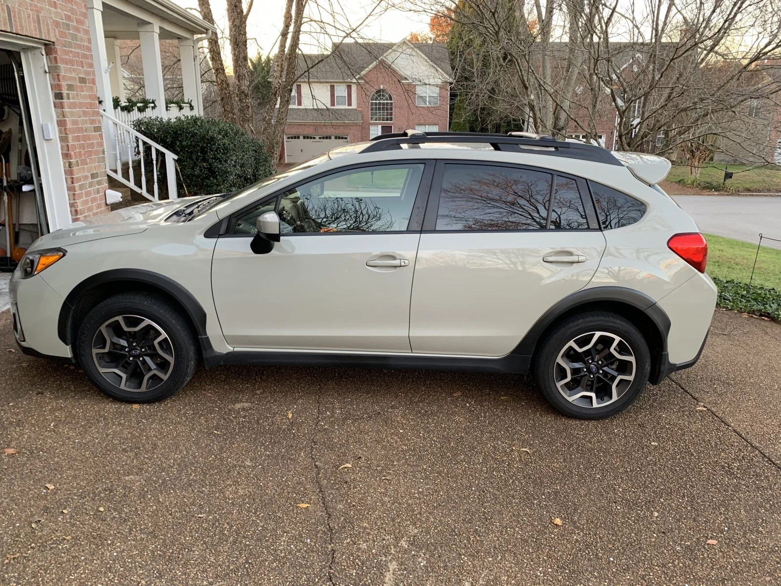 crosstrek.jpg